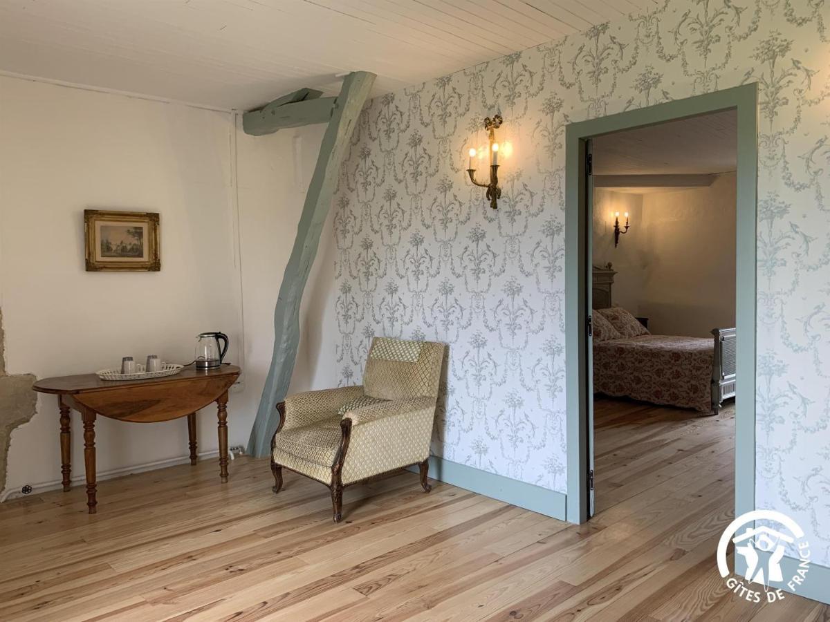 Chateau De Gardes Bed and Breakfast Castin Eksteriør billede